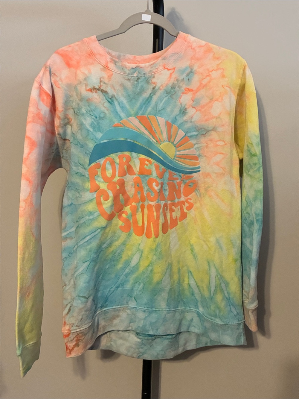 Dreamsicle Tie-Dye "Forever Chasing Sunsets" Tunic Sweatshirt Small